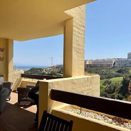 Lejlighed Sea View & Golf Frontline 2-bedroom In Duquesa